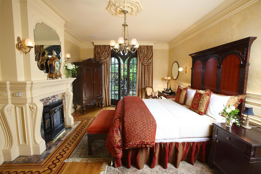 Ledson Hotel & Zina Lounge Sonoma Ruang foto