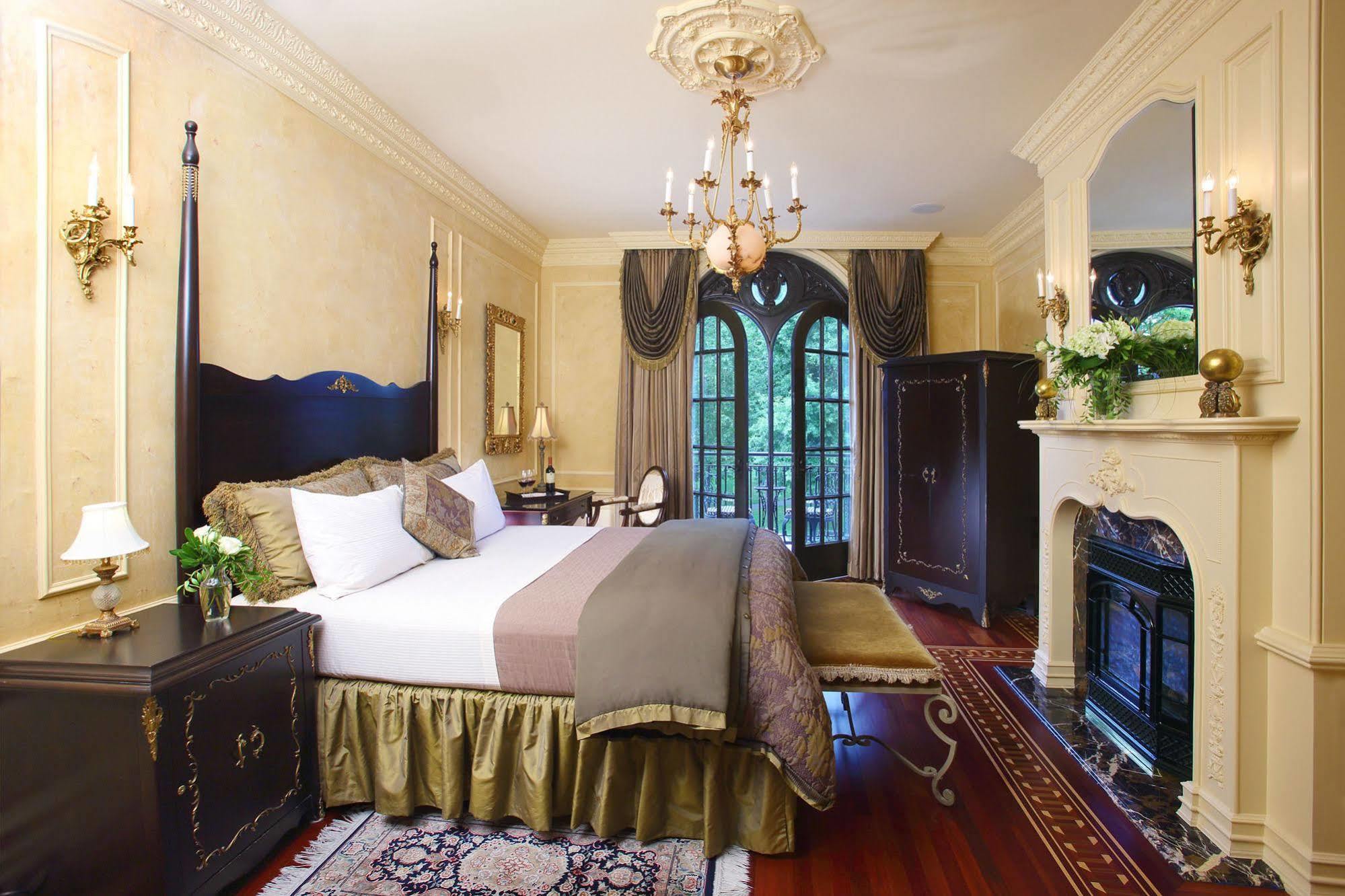 Ledson Hotel & Zina Lounge Sonoma Bagian luar foto